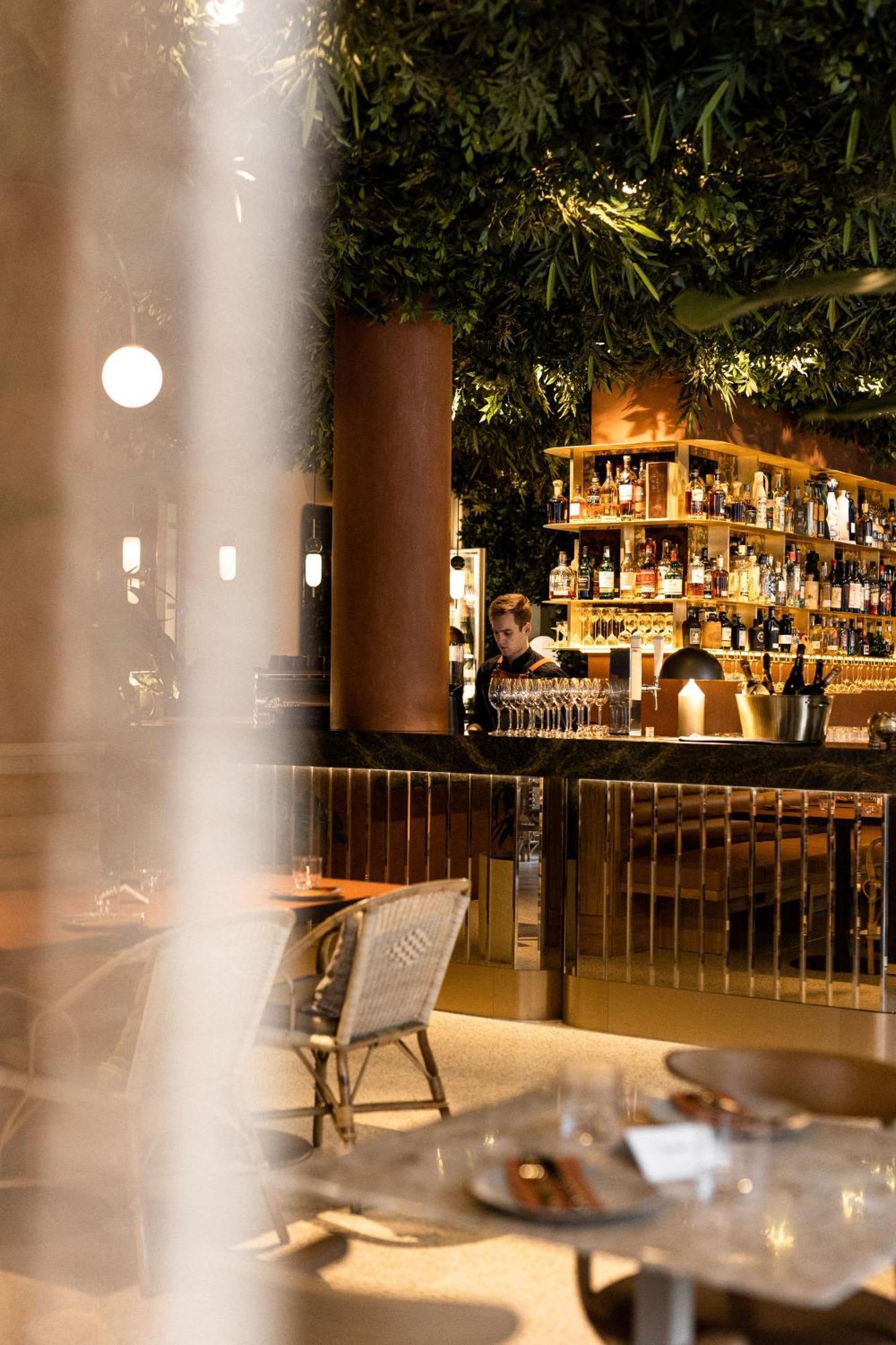 Verno House Budapest, Vignette Collection By Ihg 外观 照片 The bar at the restaurant